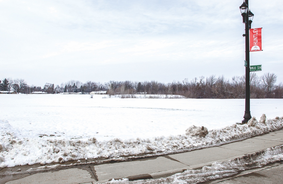 17-acre lot purchased by Mike Skala for proposed multi-residential and commercial development. (Photo by Tony Pratt/Sun Day)